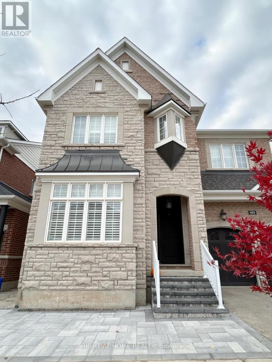 421 Ginger Gate N, Oakville, Ontario  L6M 1N2 - Photo 2 - W12883404