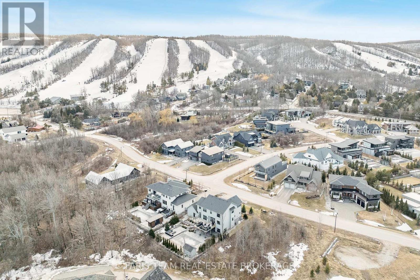 116 Arnot Crescent, Blue Mountains, Ontario  L9Y 0Z8 - Photo 47 - X12883430