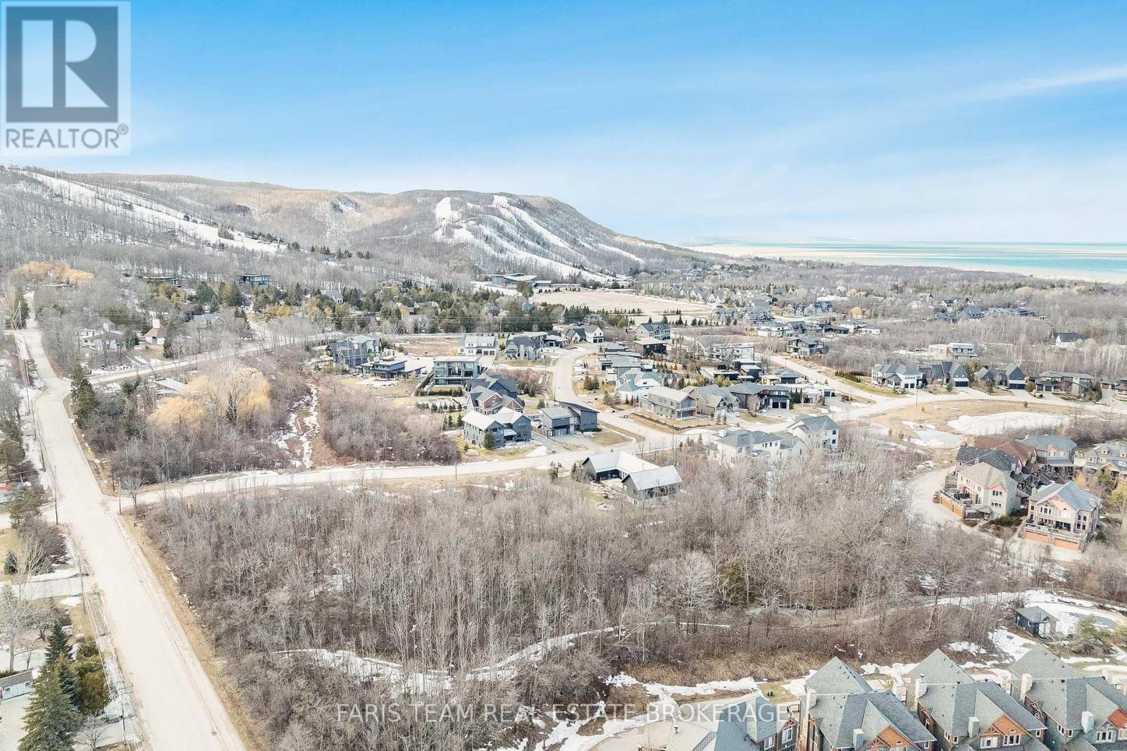 116 Arnot Crescent, Blue Mountains, Ontario  L9Y 0Z8 - Photo 48 - X12883430