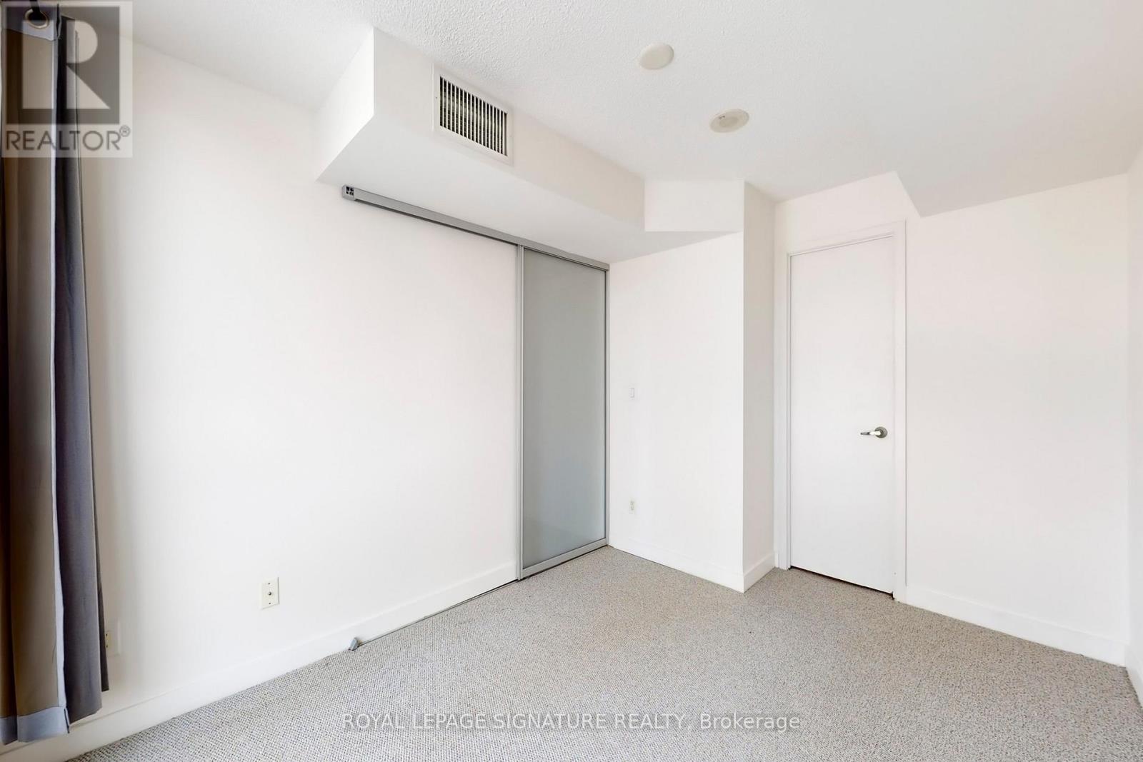 720 - 320 Richmond Street, Toronto (Moss Park), Ontario  M5A 1P9 - Photo 12 - C12880710