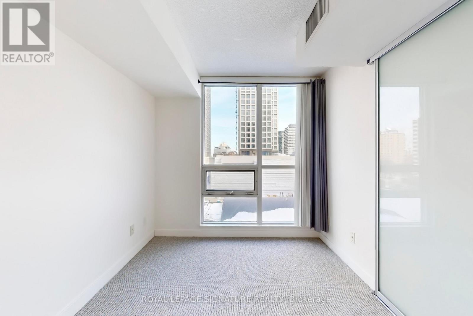 720 - 320 Richmond Street, Toronto (Moss Park), Ontario  M5A 1P9 - Photo 10 - C12880710