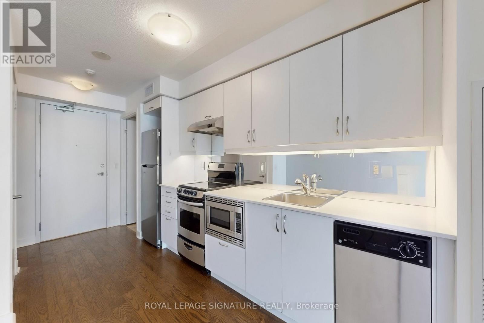 720 - 320 Richmond Street, Toronto (Moss Park), Ontario  M5A 1P9 - Photo 8 - C12880710