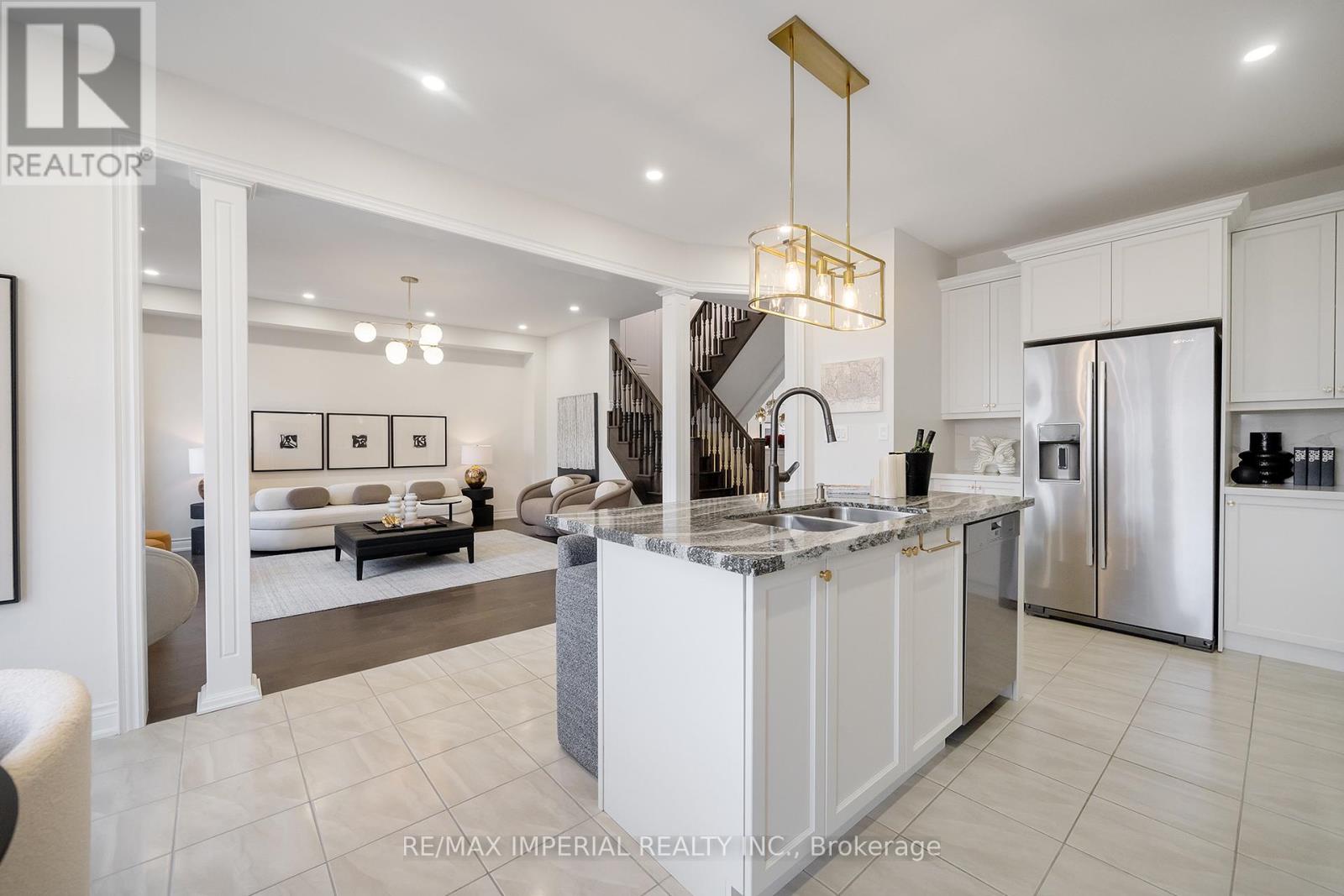 16 Boland Court, Aurora, Ontario  L4G 0W6 - Photo 11 - N12874196