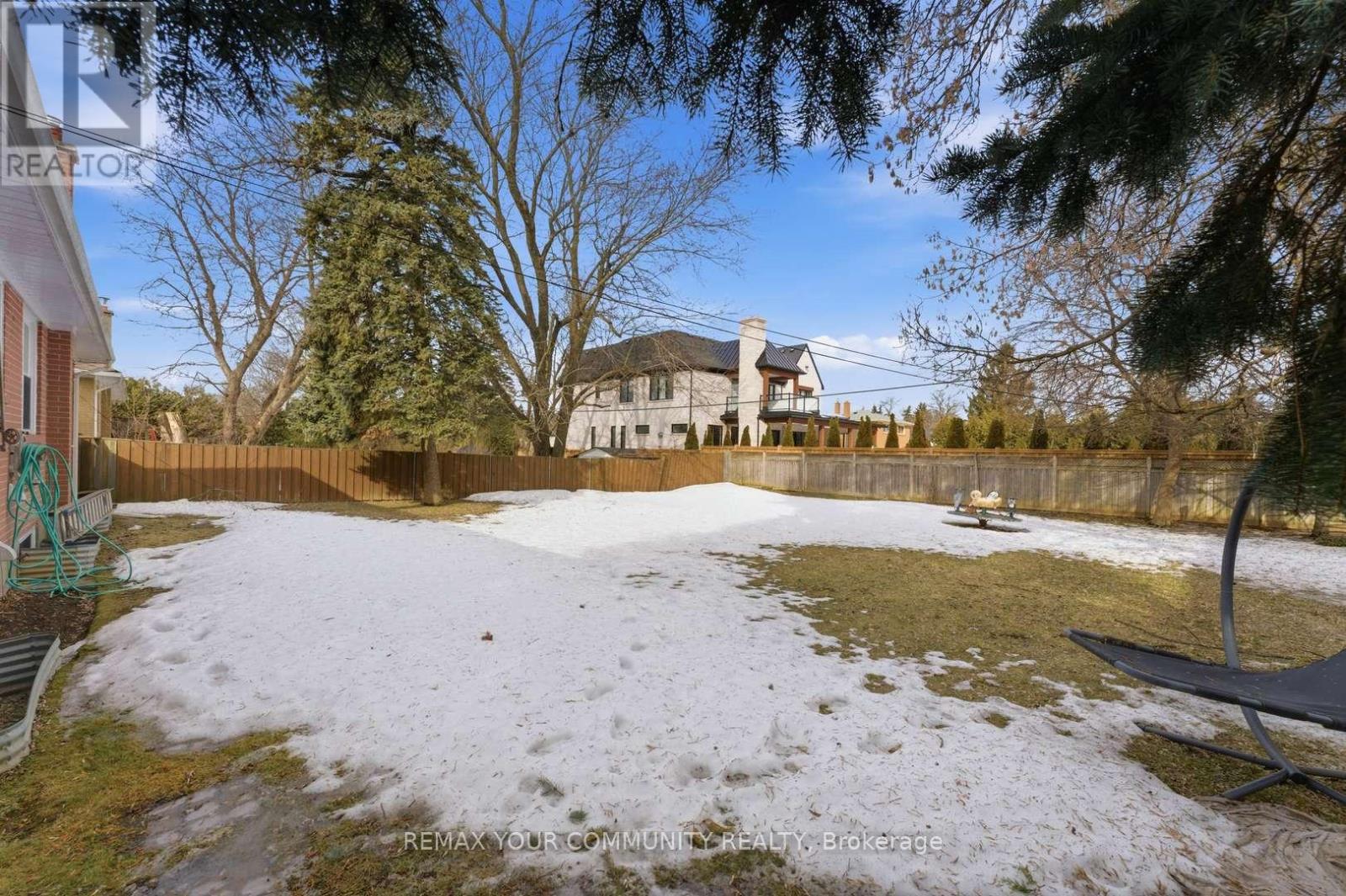 154 Hollingsworth Drive, King, Ontario  L7B 1G8 - Photo 31 - N12881454