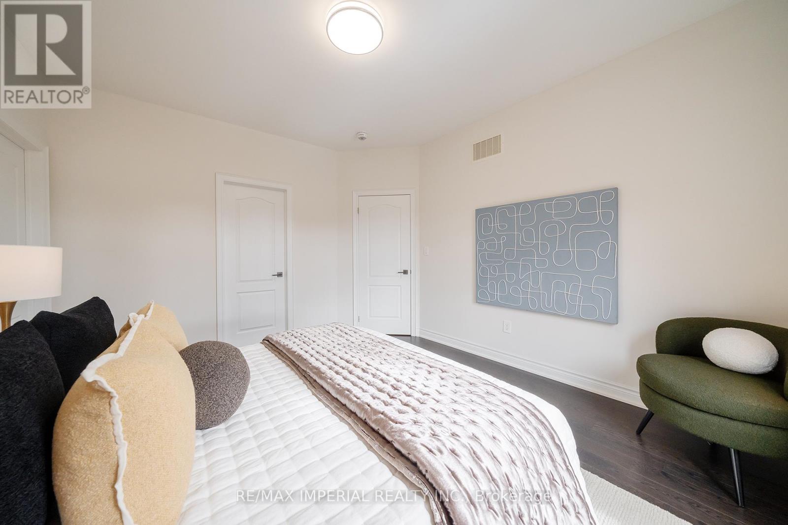 16 Boland Court, Aurora, Ontario  L4G 0W6 - Photo 33 - N12874196