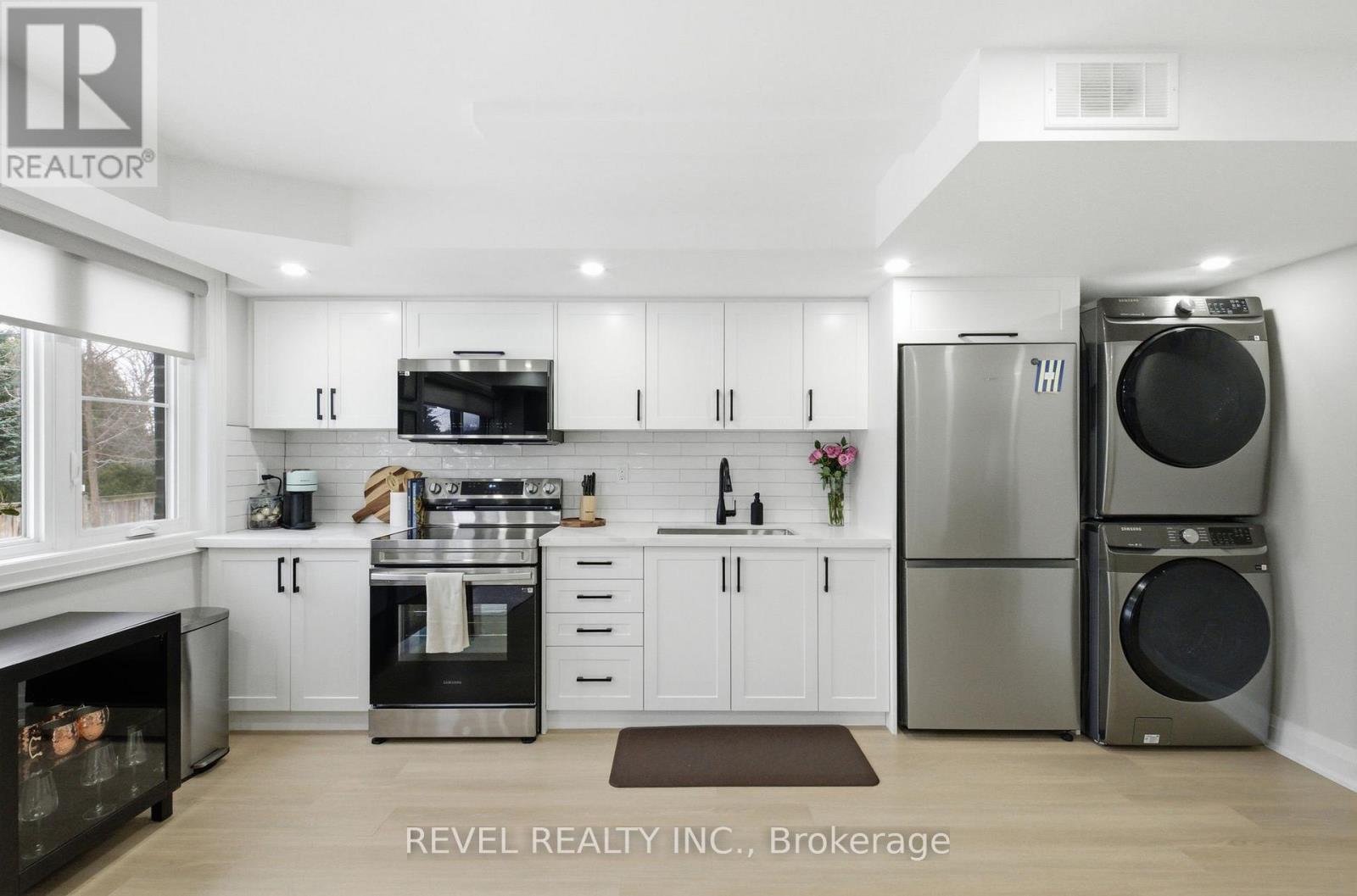 69 Pine Gate Place, Whitby (Williamsburg), Ontario  L1R 0S2 - Photo 10 - E12883478