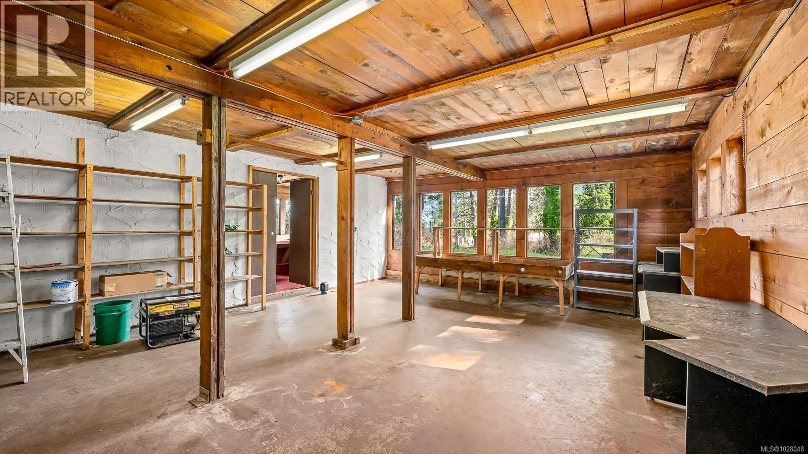 415 Holiday Rd, Fanny Bay, British Columbia  V0R 1W0 - Photo 42 - 1028048