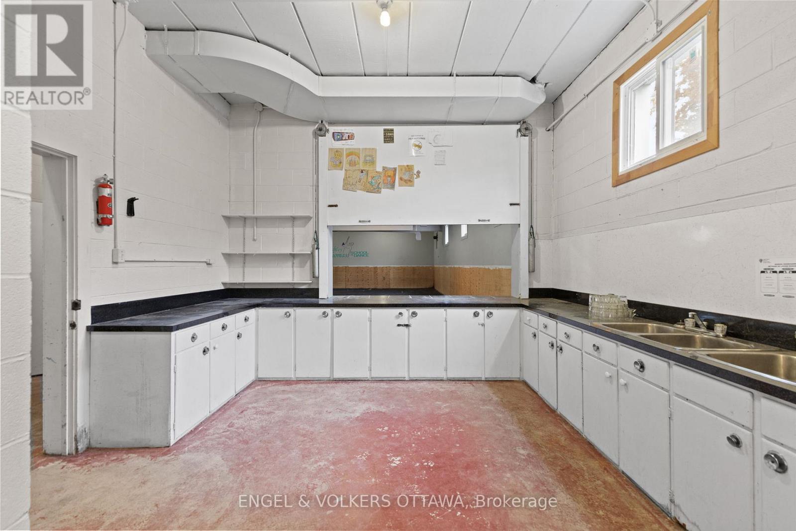 518 Church Street, North Dundas, Ontario  K0C 2K0 - Photo 15 - X12883482