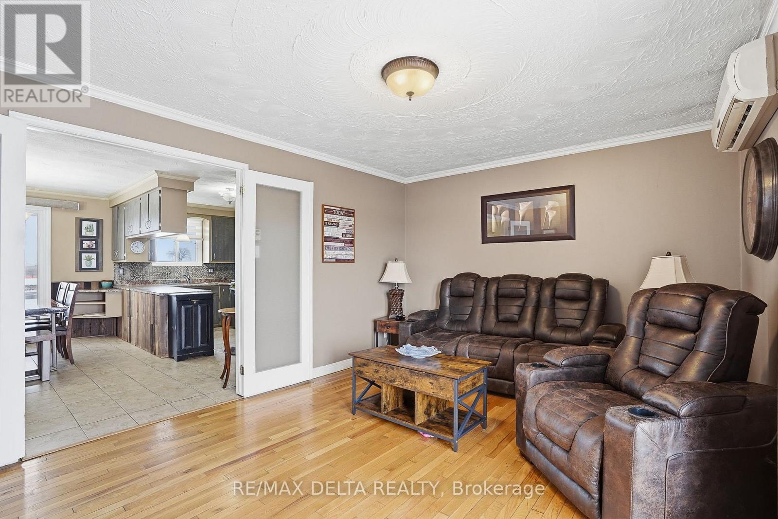 4359 County Rd 9 Road, The Nation, Ontario K0C 2B0 - Photo 14 - X12883494