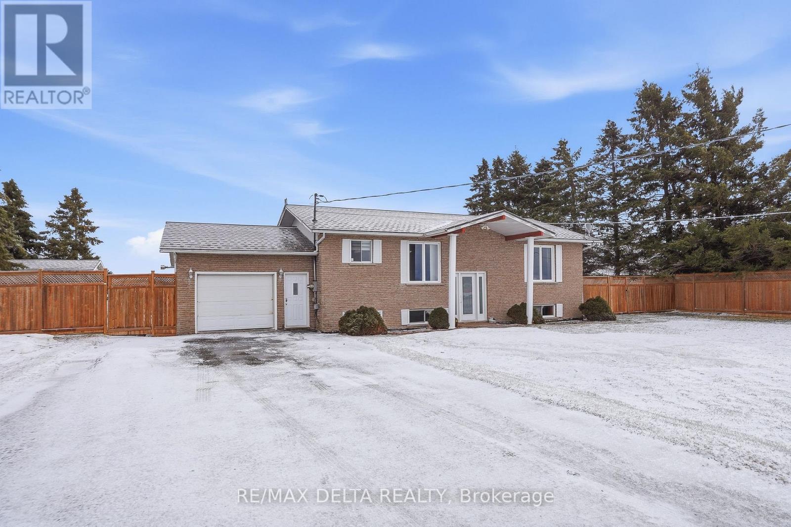 4359 County Rd 9 Road, The Nation, Ontario K0C 2B0 - Photo 2 - X12883494
