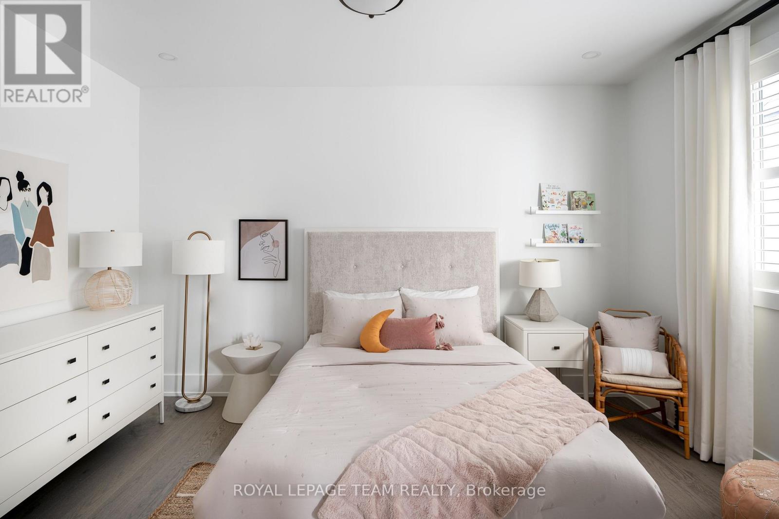 113 Monty Private, North Grenville, Ontario  K0G 1J0 - Photo 3 - X12883538