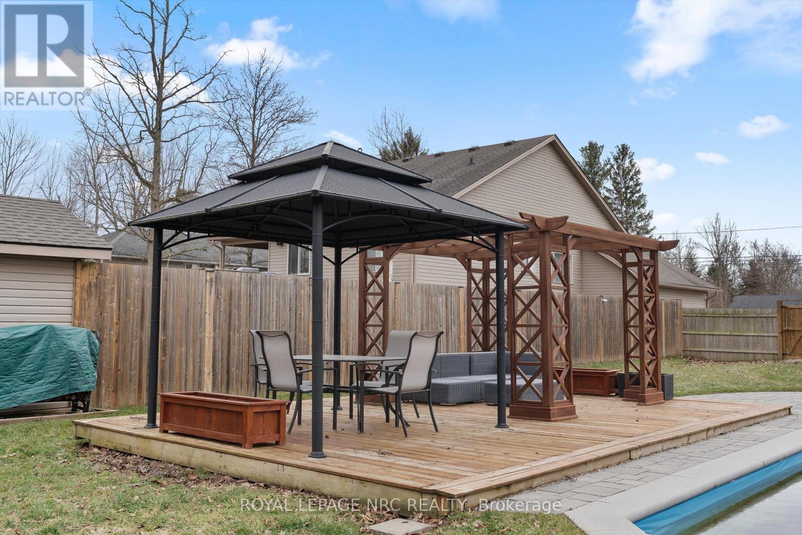 3044 Hyman Avenue, Fort Erie, Ontario  L0S 1N0 - Photo 39 - X12883488