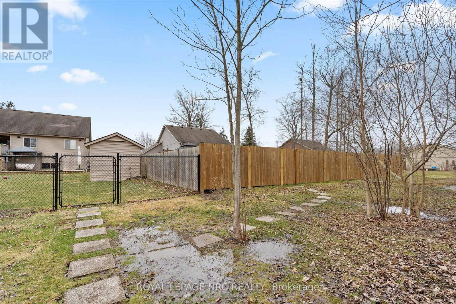 3044 Hyman Avenue, Fort Erie, Ontario  L0S 1N0 - Photo 40 - X12883488