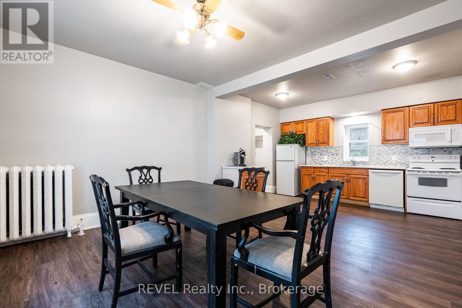 17 Beecher Street, St. Catharines, Ontario  L2R 5S4 - Photo 16 - X12883542