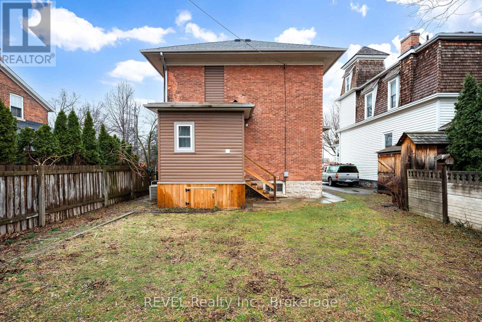 17 Beecher Street, St. Catharines, Ontario  L2R 5S4 - Photo 36 - X12883542