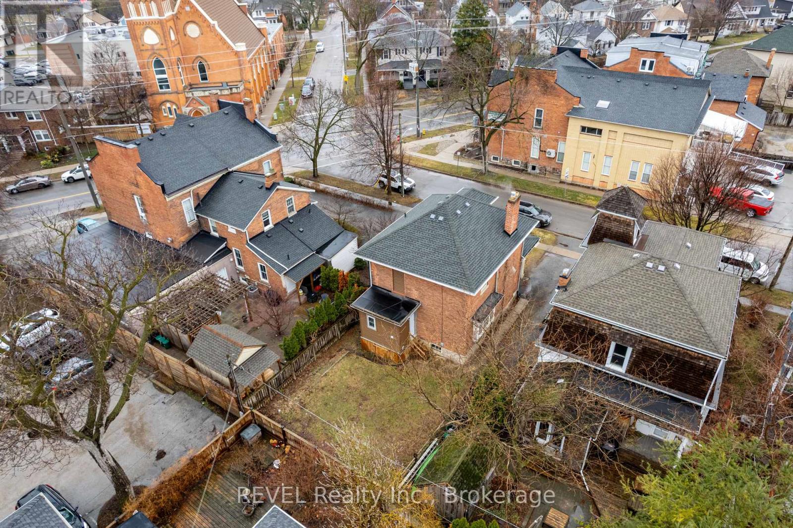 17 Beecher Street, St. Catharines, Ontario  L2R 5S4 - Photo 47 - X12883542