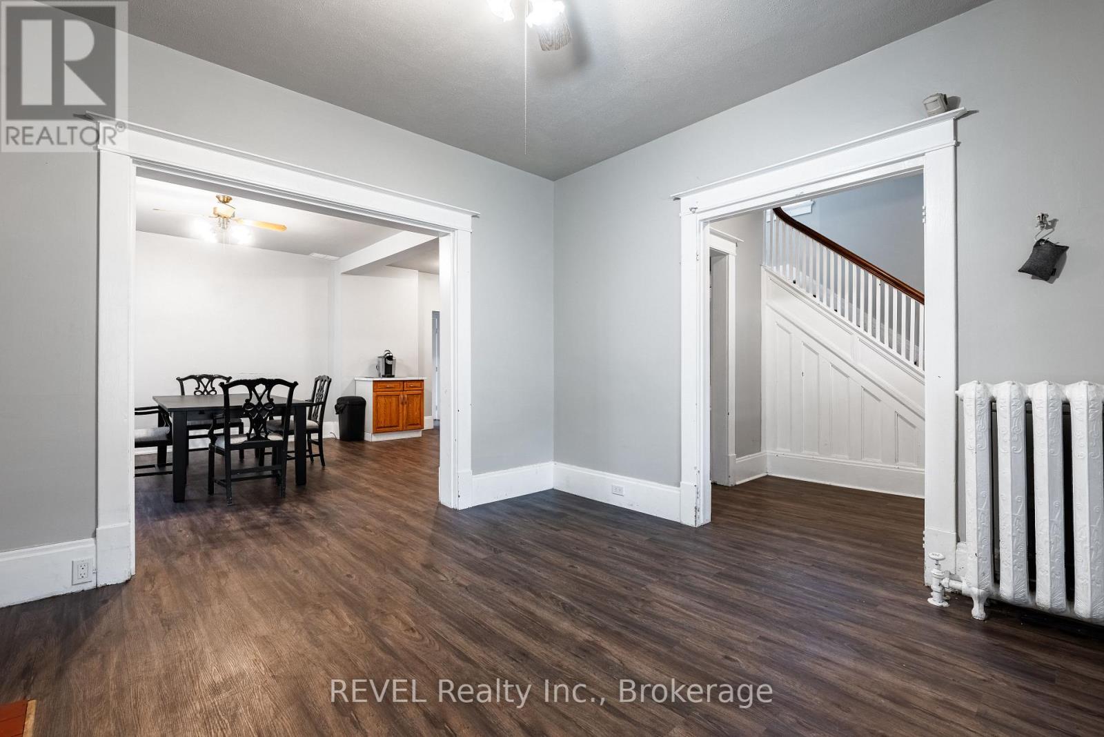 17 Beecher Street, St. Catharines, Ontario  L2R 5S4 - Photo 6 - X12883542