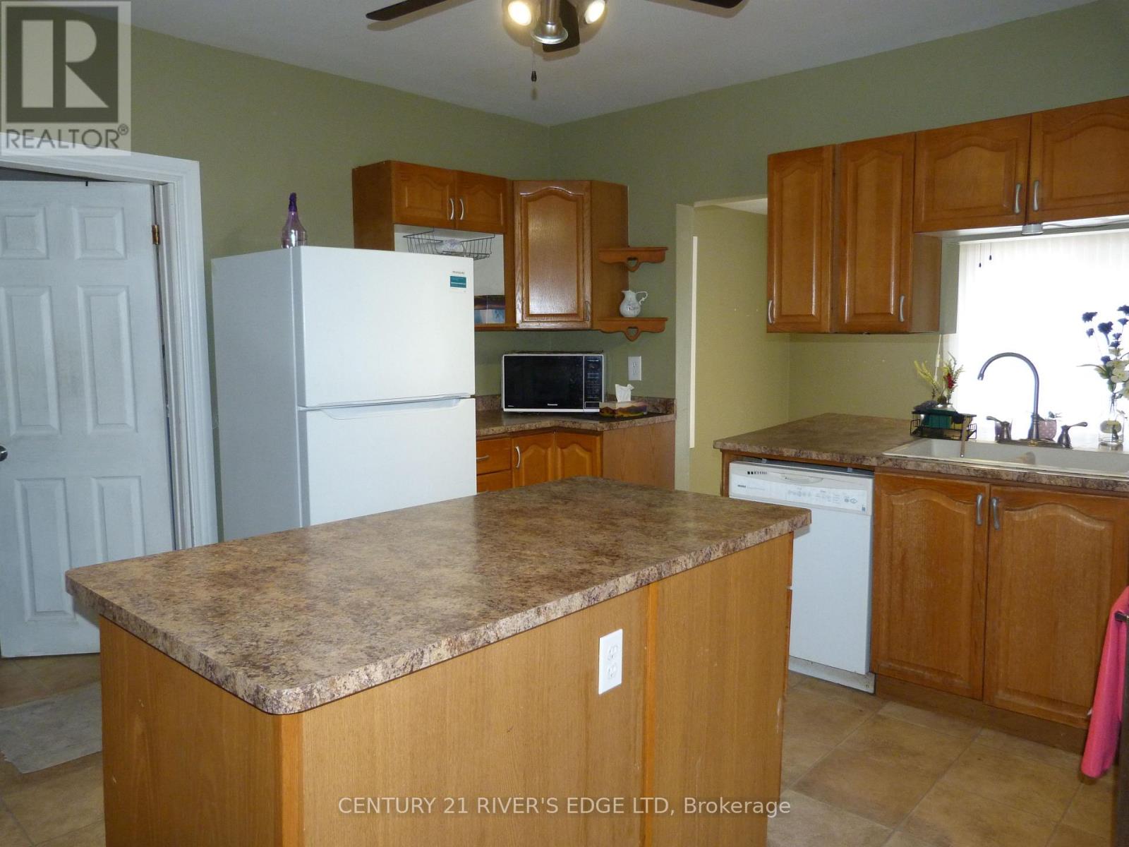 453 May Street, North Dundas, Ontario  K0C 2K0 - Photo 11 - X12883476