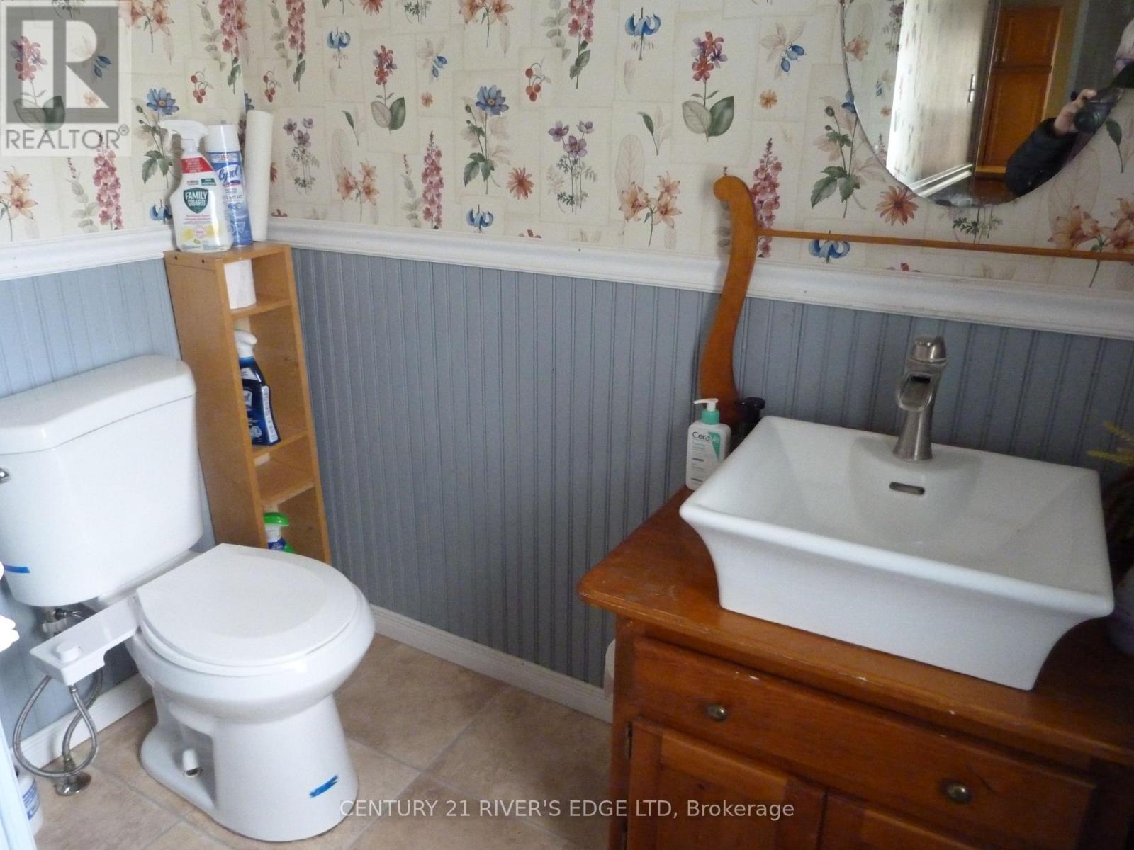 453 May Street, North Dundas, Ontario  K0C 2K0 - Photo 14 - X12883476