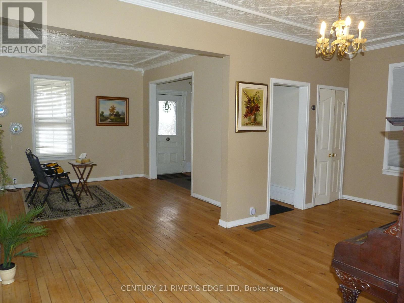 453 May Street, North Dundas, Ontario  K0C 2K0 - Photo 20 - X12883476