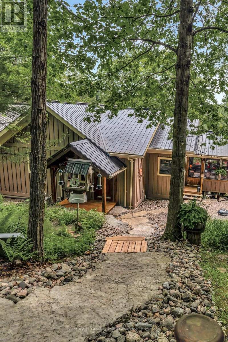 1031 Rotunda Drive, Highlands East, Ontario  K0M 1R0 - Photo 11 - X12883540