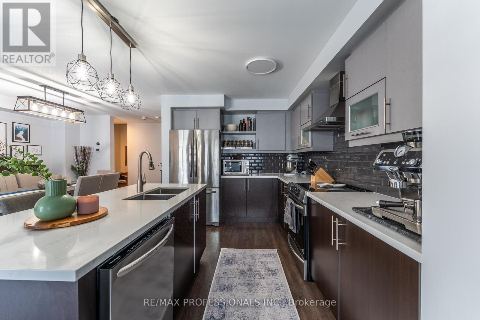 11 Givemay Street, Brampton, Ontario  L7A 0C7 - Photo 13 - W12883458