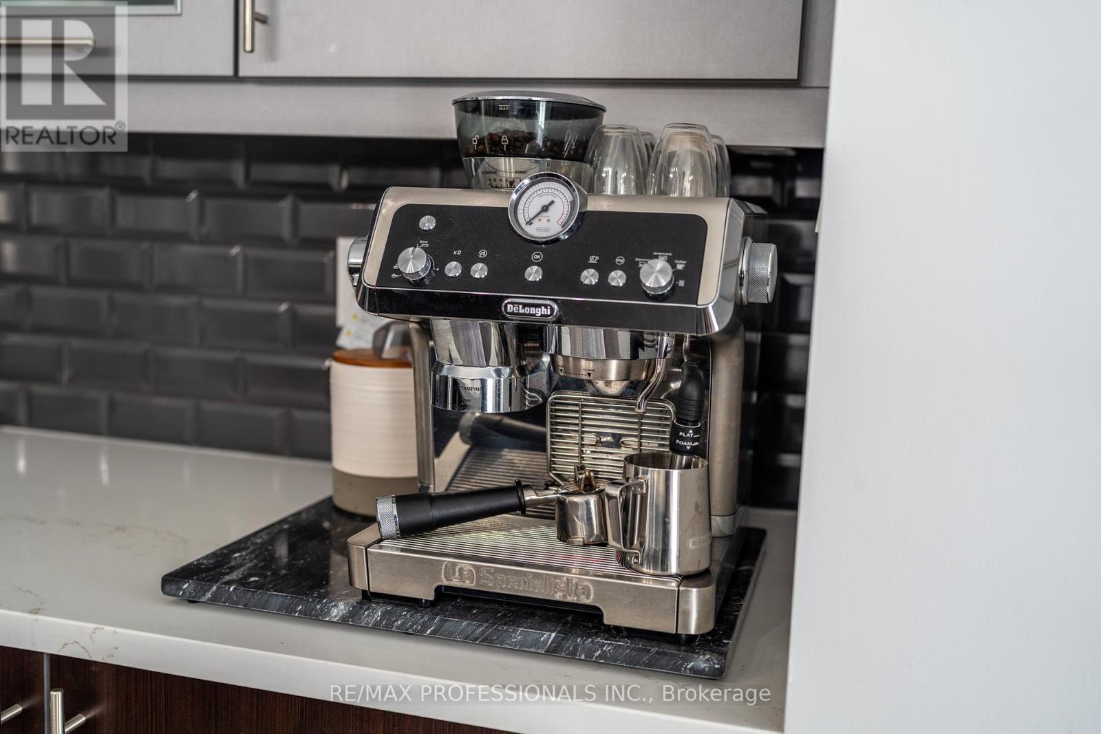 11 Givemay Street, Brampton, Ontario  L7A 0C7 - Photo 14 - W12883458