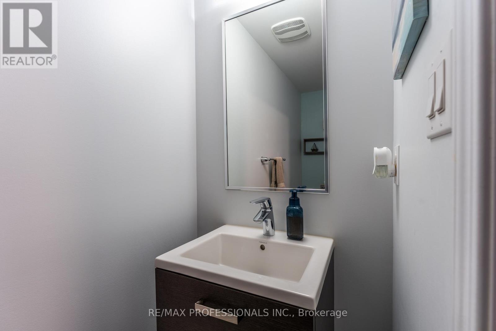 11 Givemay Street, Brampton, Ontario  L7A 0C7 - Photo 27 - W12883458