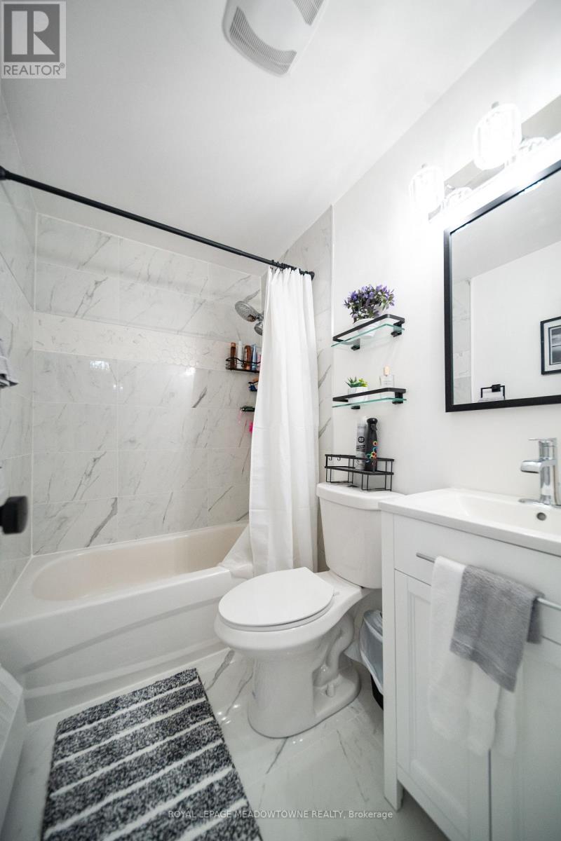 Ph #8 - 1100 Caven Street, Mississauga, Ontario  L5G 4N3 - Photo 20 - W12883496