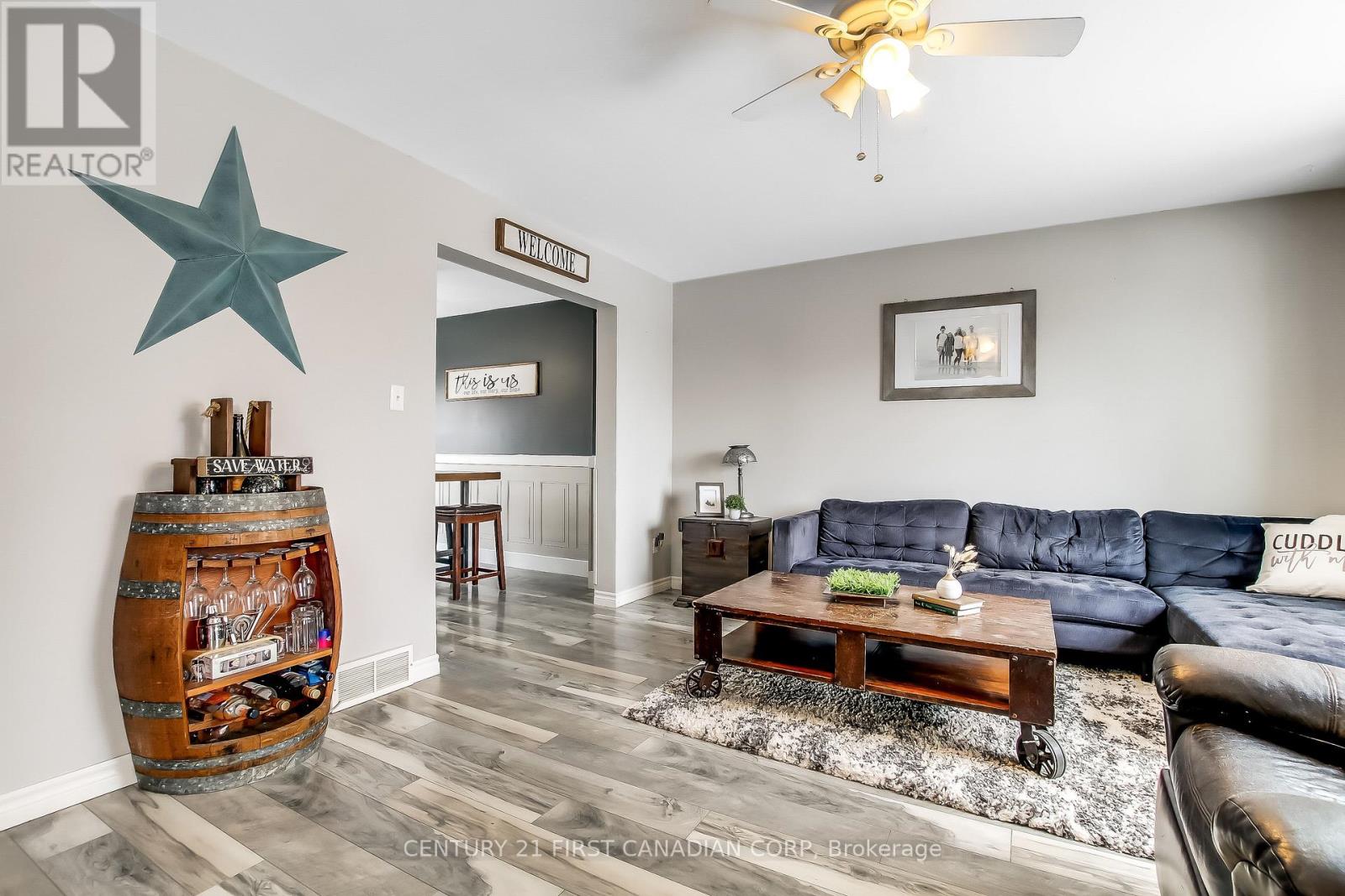 111b Symes Street, Southwest Middlesex, Ontario  N0L 1M0 - Photo 7 - X12883572