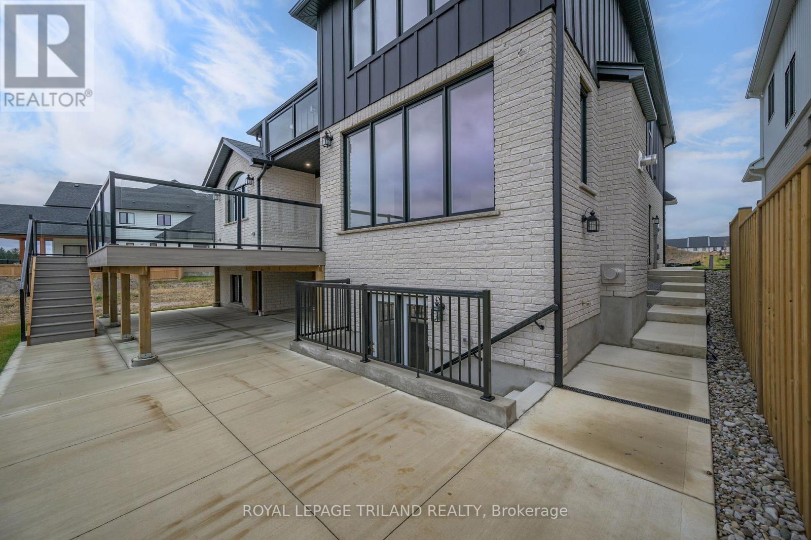 4038 Ayrshire Avenue, London South, Ontario  N6P 0H7 - Photo 36 - X12883574