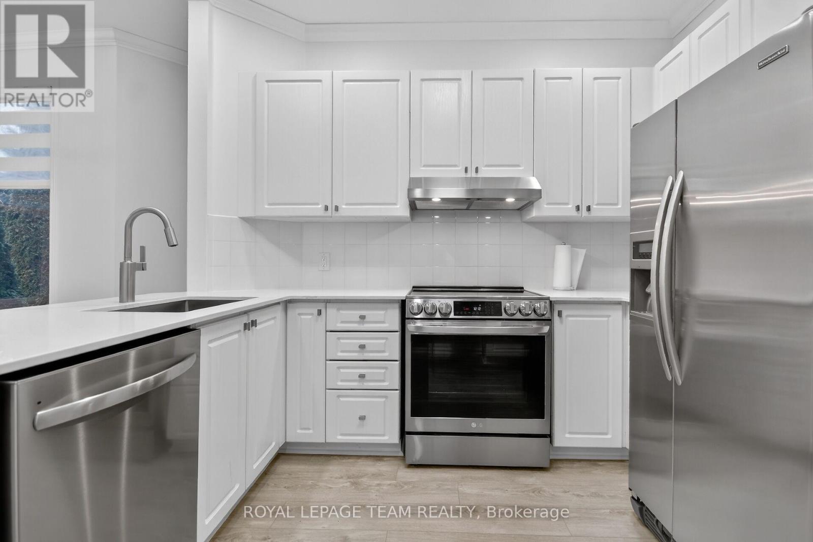 3113 Apple Hill Drive S, Ottawa, Ontario  K1T 3Z2 - Photo 18 - X12883560