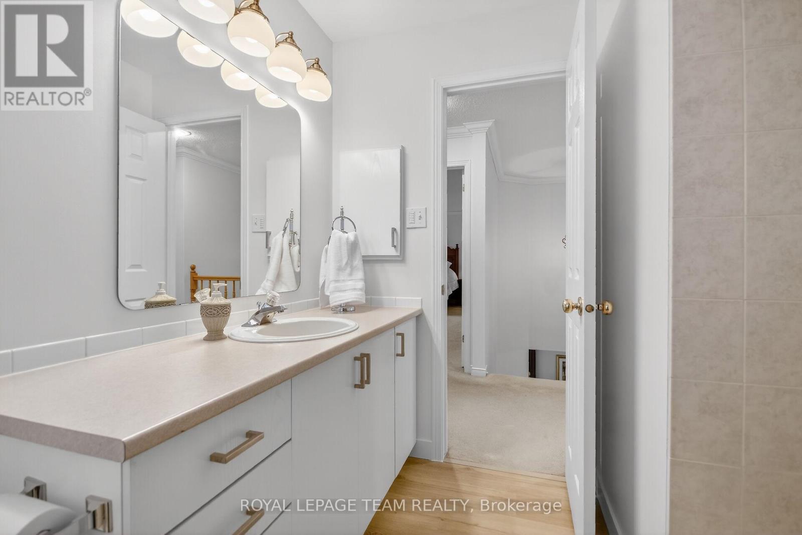 3113 Apple Hill Drive S, Ottawa, Ontario  K1T 3Z2 - Photo 40 - X12883560