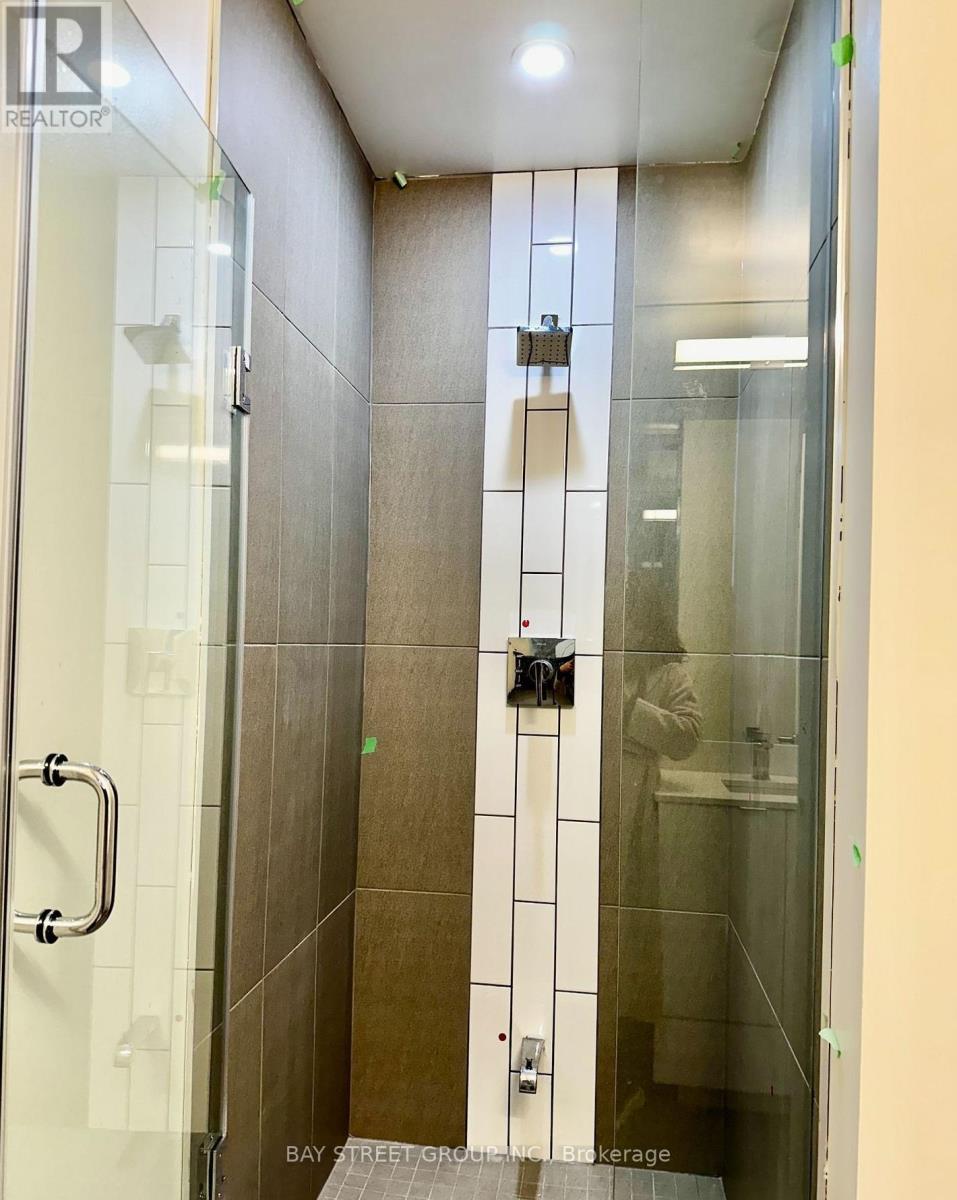 1066 - 135 Lower Sherbourne Street W, Toronto, Ontario  M5A 1Y4 - Photo 10 - C12883566