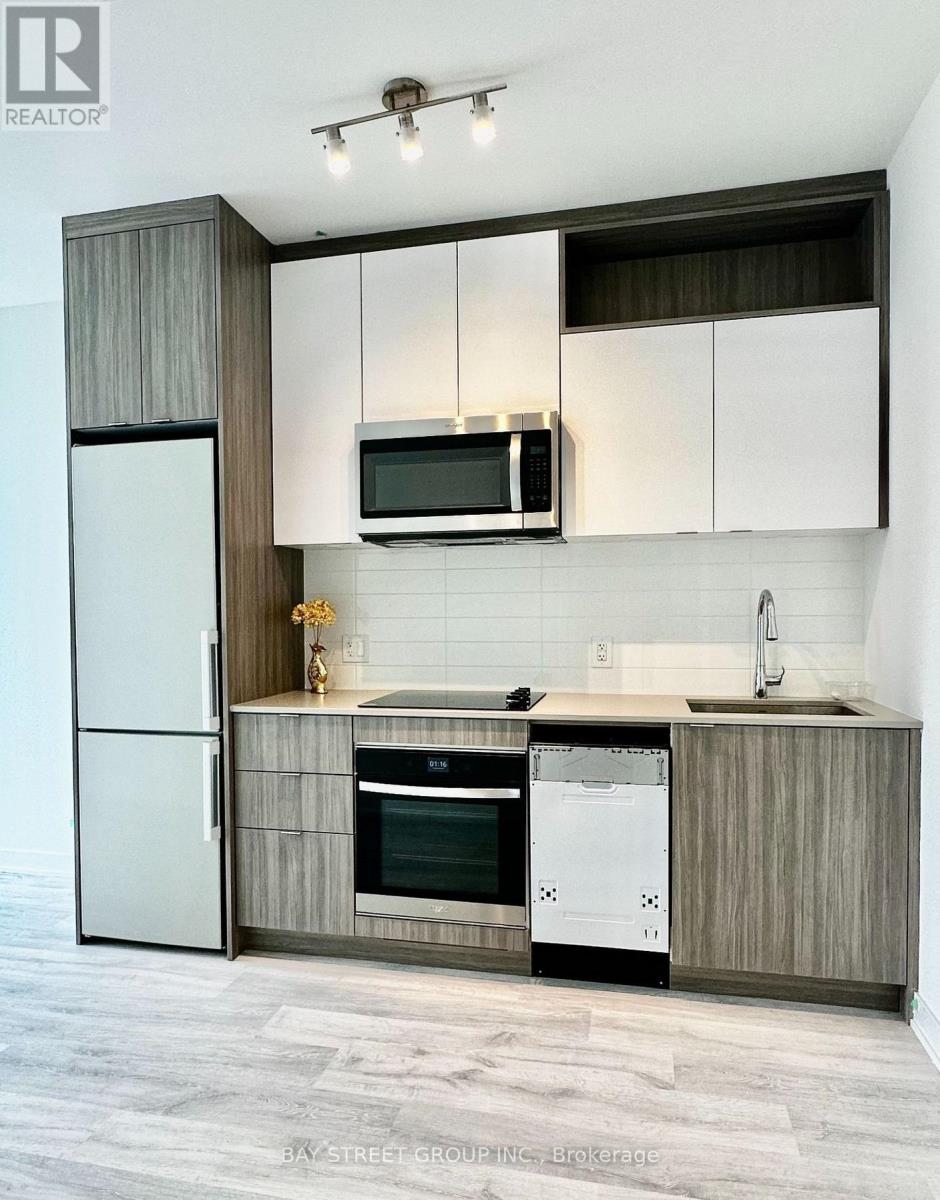 1066 - 135 Lower Sherbourne Street W, Toronto, Ontario  M5A 1Y4 - Photo 3 - C12883566