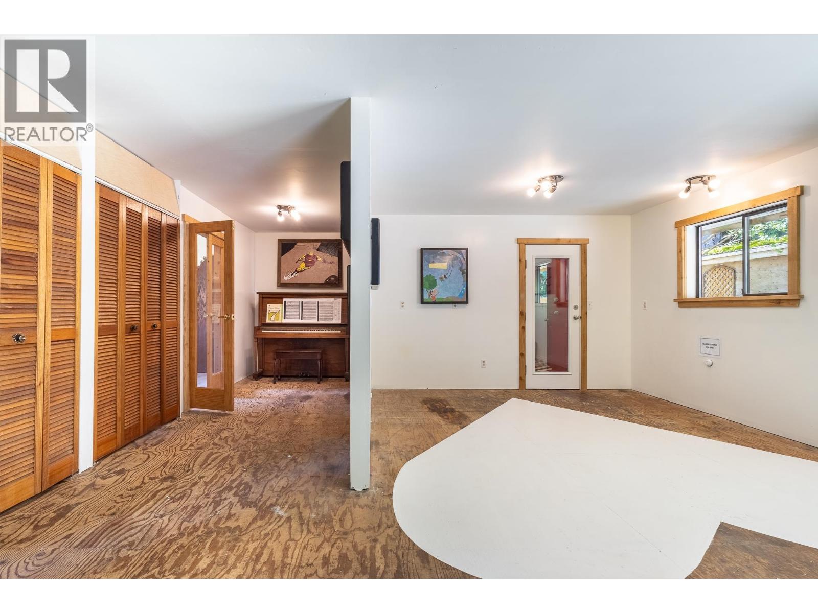 6121 Golf Course Road, Sechelt, British Columbia  V7Z 0R2 - Photo 37 - R3099792