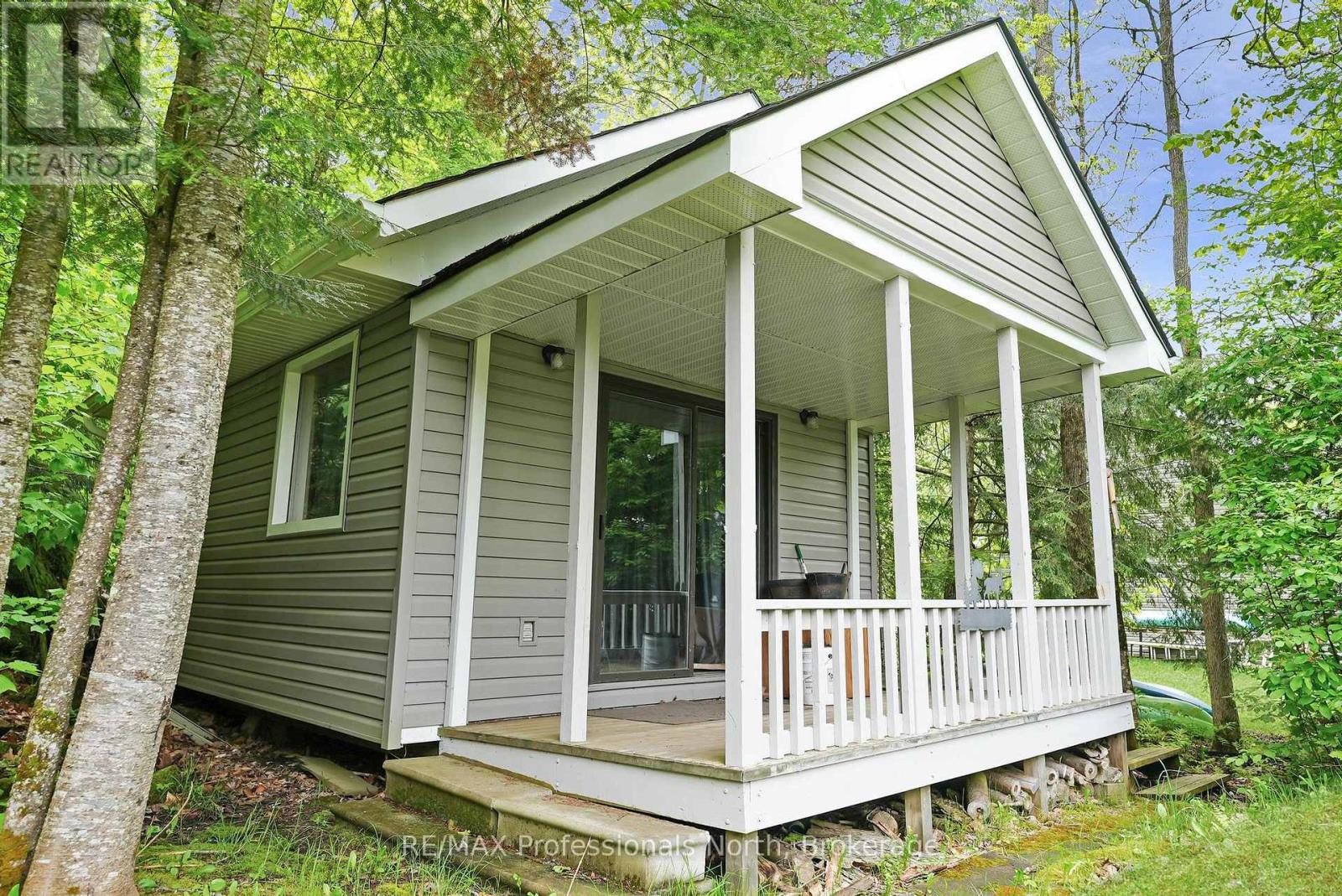 1093 Comak Crescent, Algonquin Highlands, Ontario  K0M 1S0 - Photo 10 - X12883576