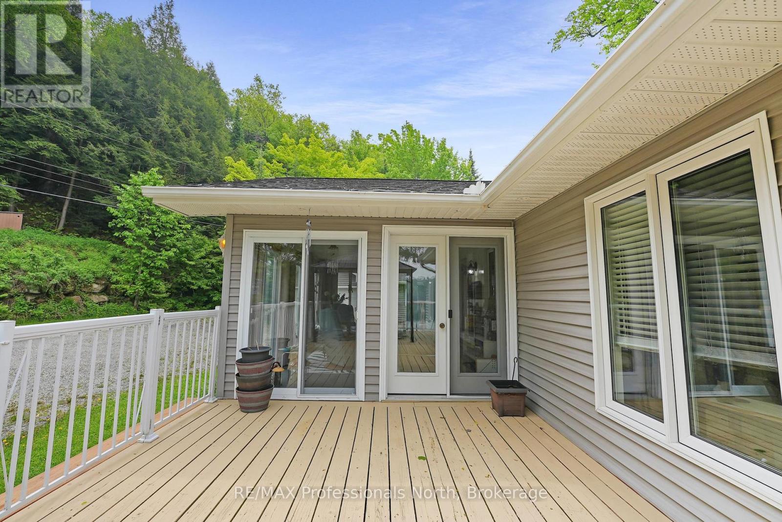 1093 Comak Crescent, Algonquin Highlands, Ontario  K0M 1S0 - Photo 13 - X12883576