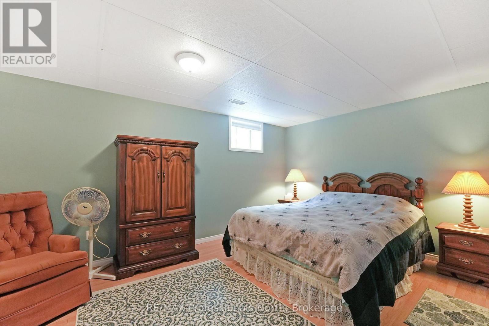 1093 Comak Crescent, Algonquin Highlands, Ontario  K0M 1S0 - Photo 36 - X12883576