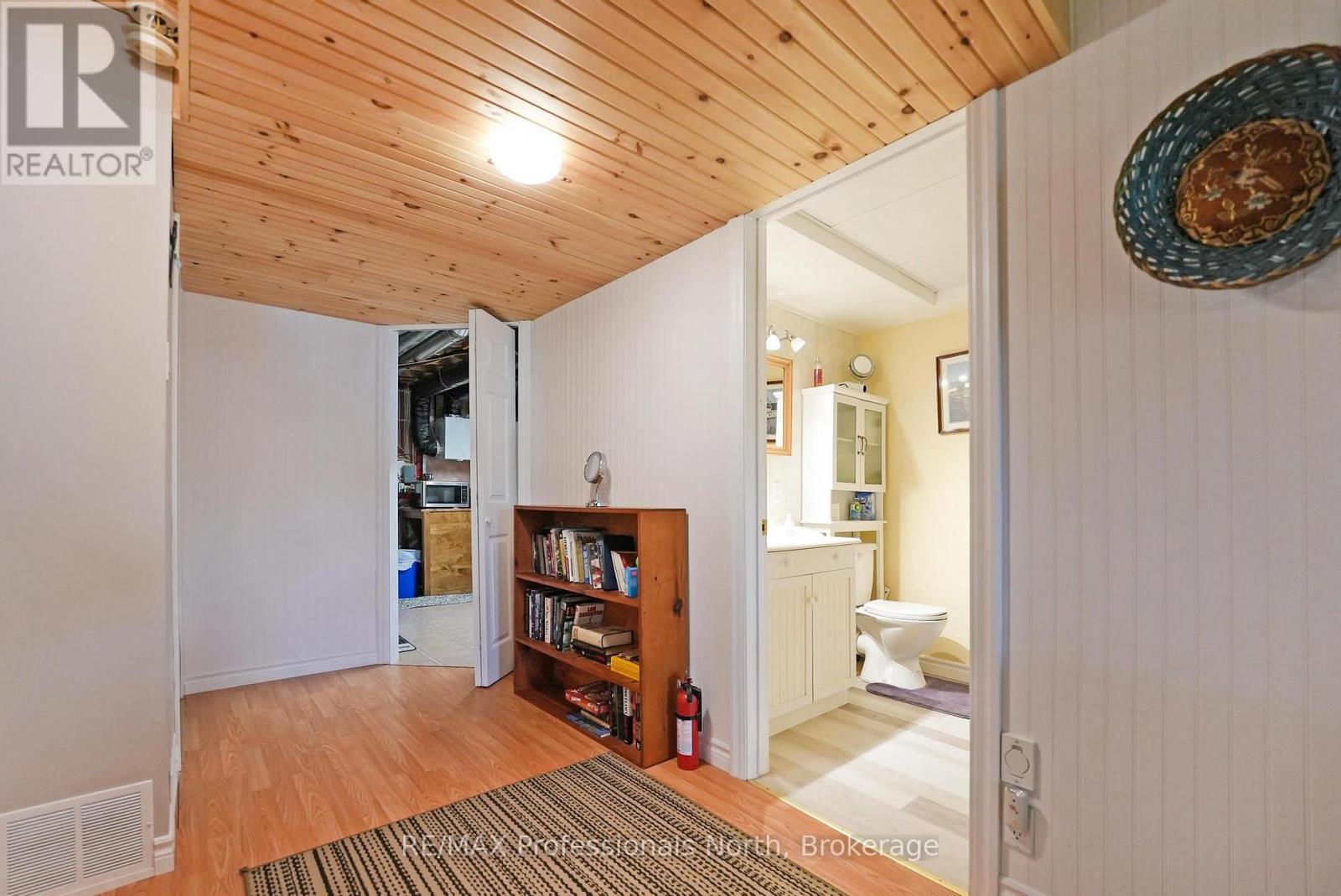 1093 Comak Crescent, Algonquin Highlands, Ontario  K0M 1S0 - Photo 44 - X12883576