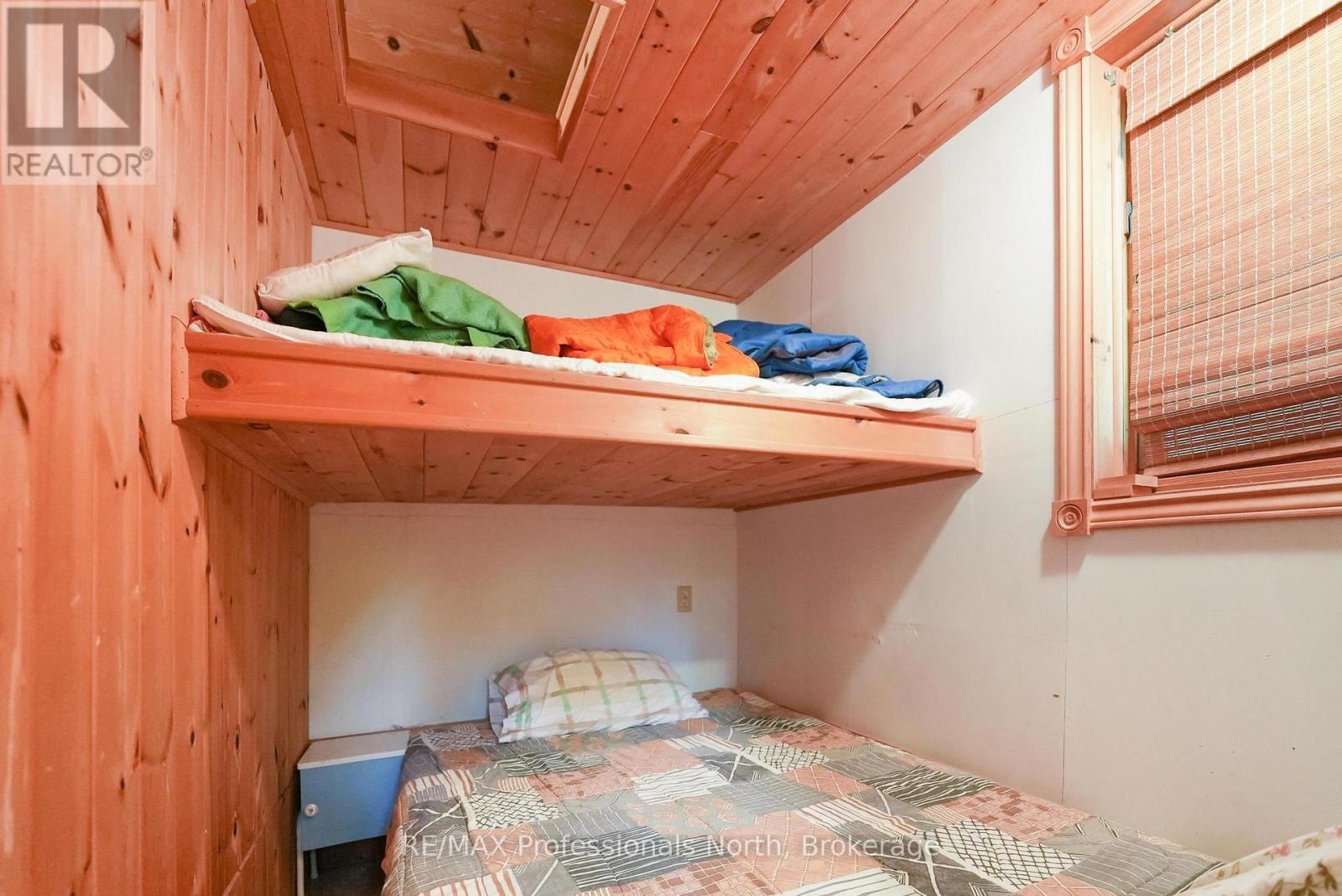 1093 Comak Crescent, Algonquin Highlands, Ontario  K0M 1S0 - Photo 48 - X12883576