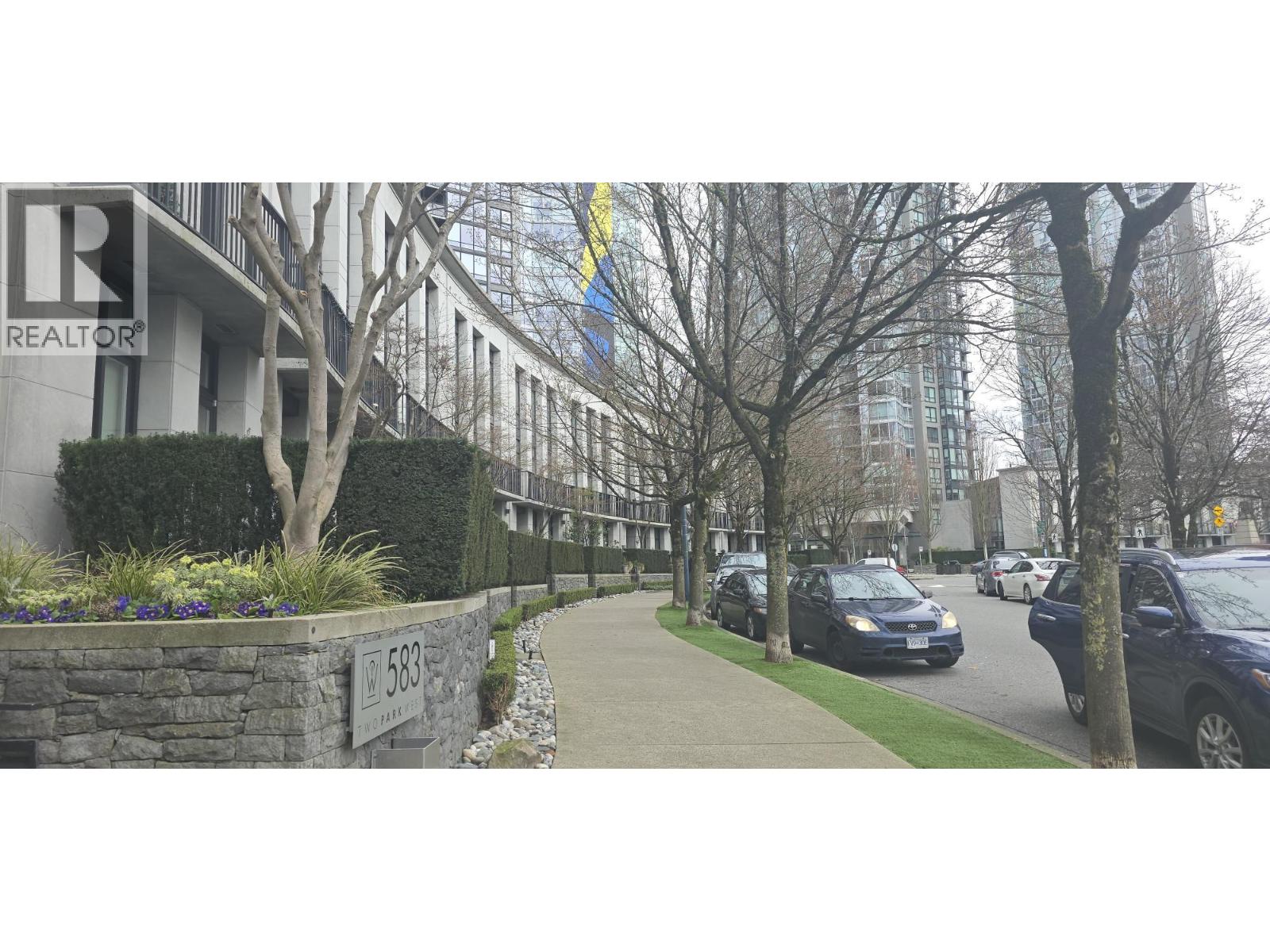 805 583 Beach Crescent, Vancouver, British Columbia  V6Z 3E6 - Photo 2 - R3099784