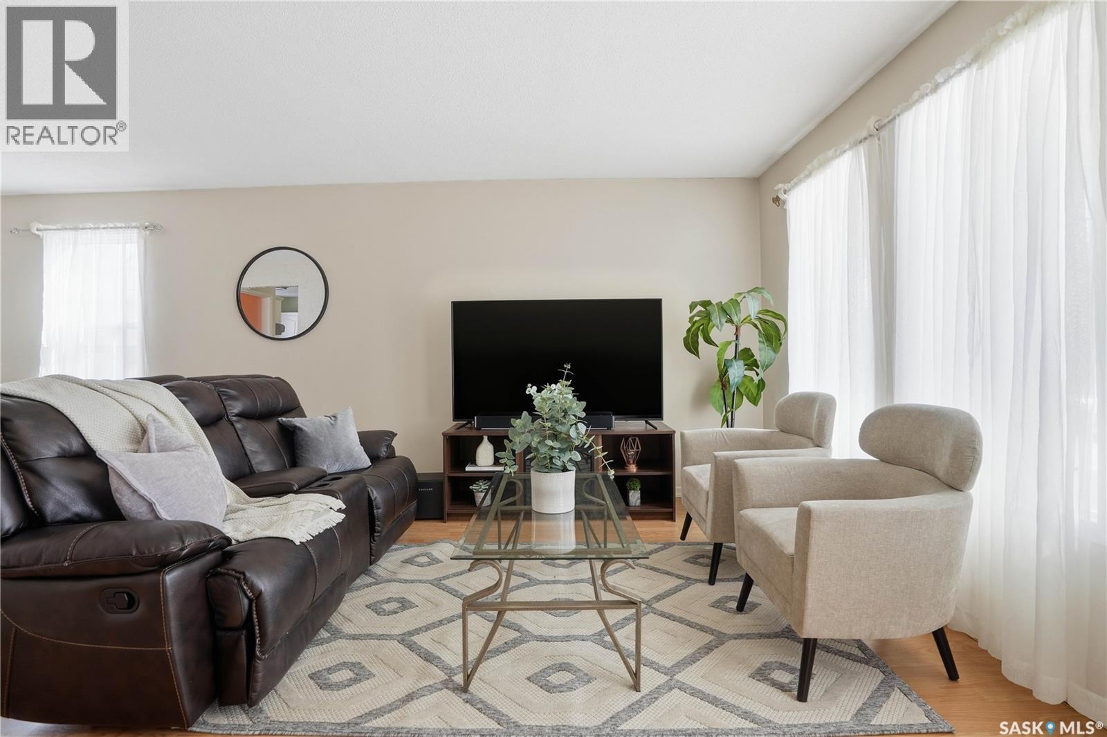 6114 1st Avenue N, Regina, Saskatchewan  S4T 6Z7 - Photo 4 - SK030416