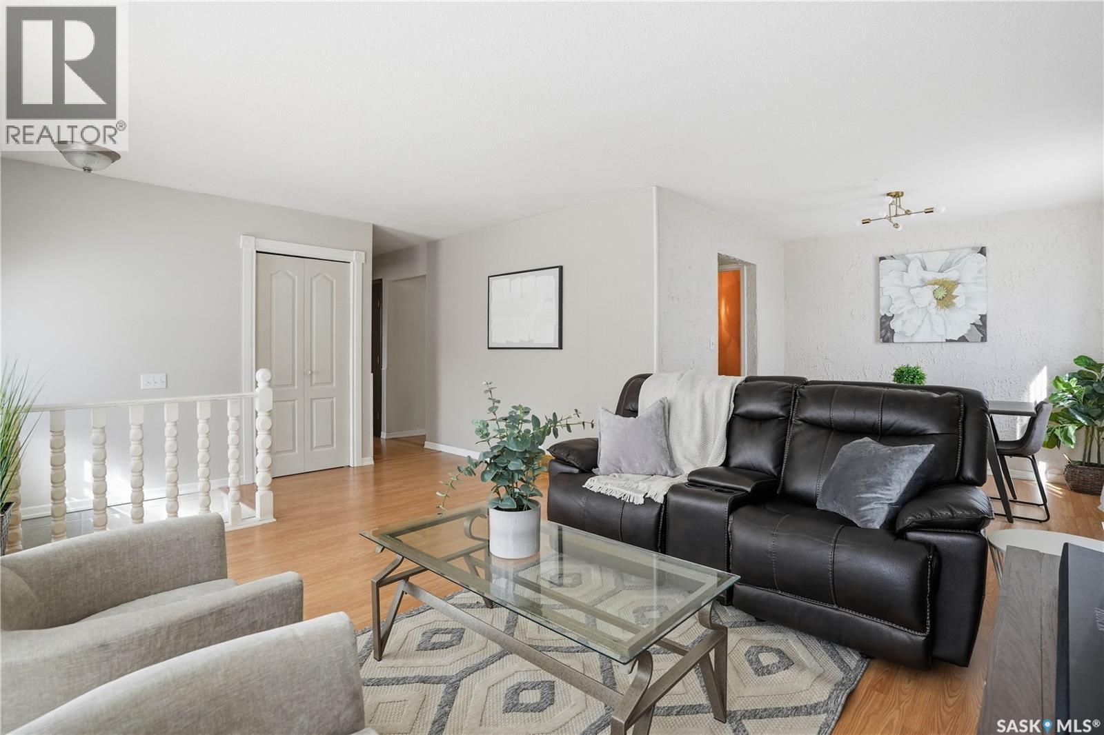 6114 1st Avenue N, Regina, Saskatchewan  S4T 6Z7 - Photo 6 - SK030416