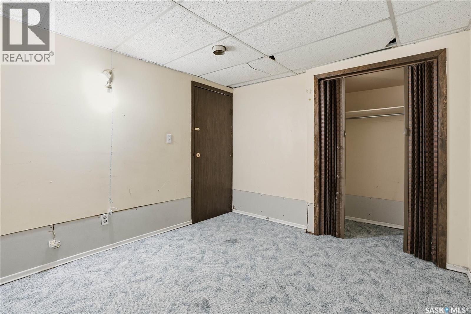 6114 1st Avenue N, Regina, Saskatchewan  S4T 6Z7 - Photo 38 - SK030416