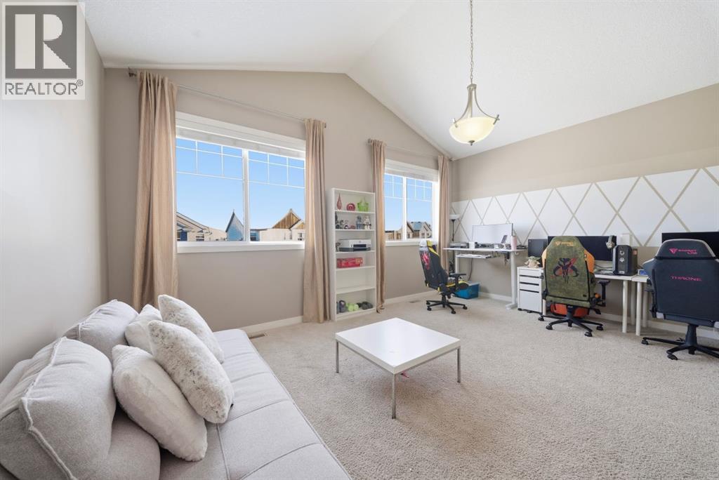 639 Copperpond Circle Se, Calgary, Alberta  T2Z 4M2 - Photo 15 - A2287743