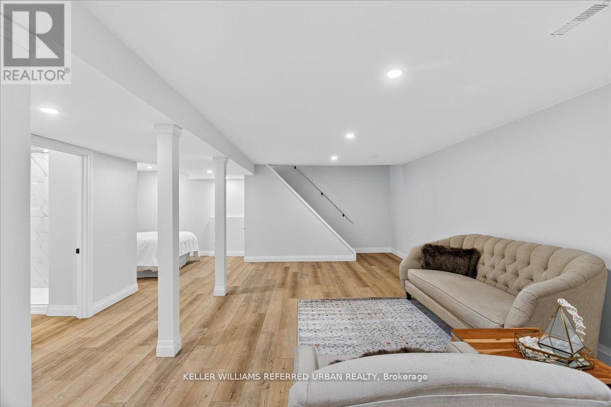 79 The Boulevard Avenue, New Tecumseth, Ontario  L0G 1W0 - Photo 26 - N12883550