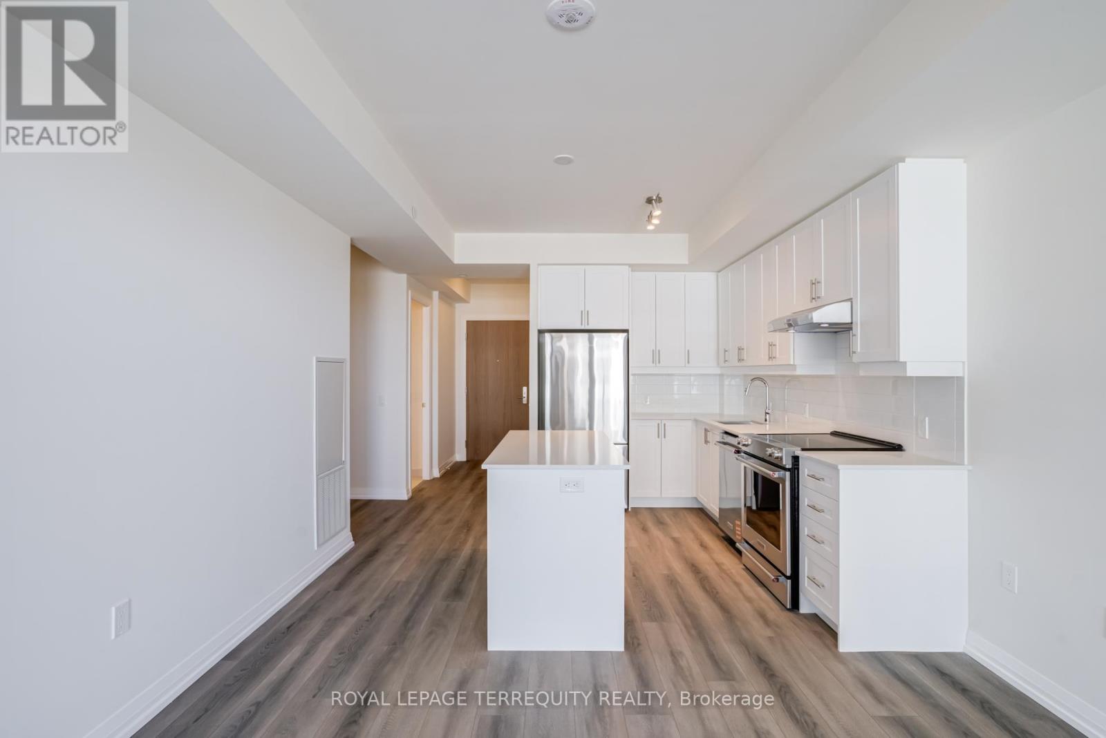 215 - 27 Korda Gate, Vaughan (Concord), Ontario  L4K 0P6 - Photo 10 - N12883562