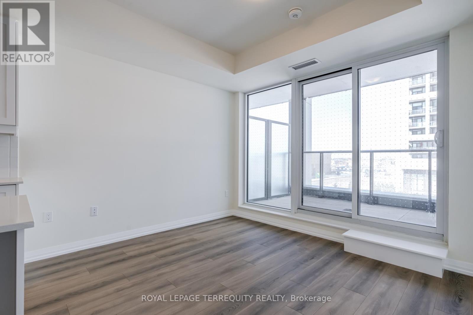 215 - 27 Korda Gate, Vaughan (Concord), Ontario  L4K 0P6 - Photo 13 - N12883562