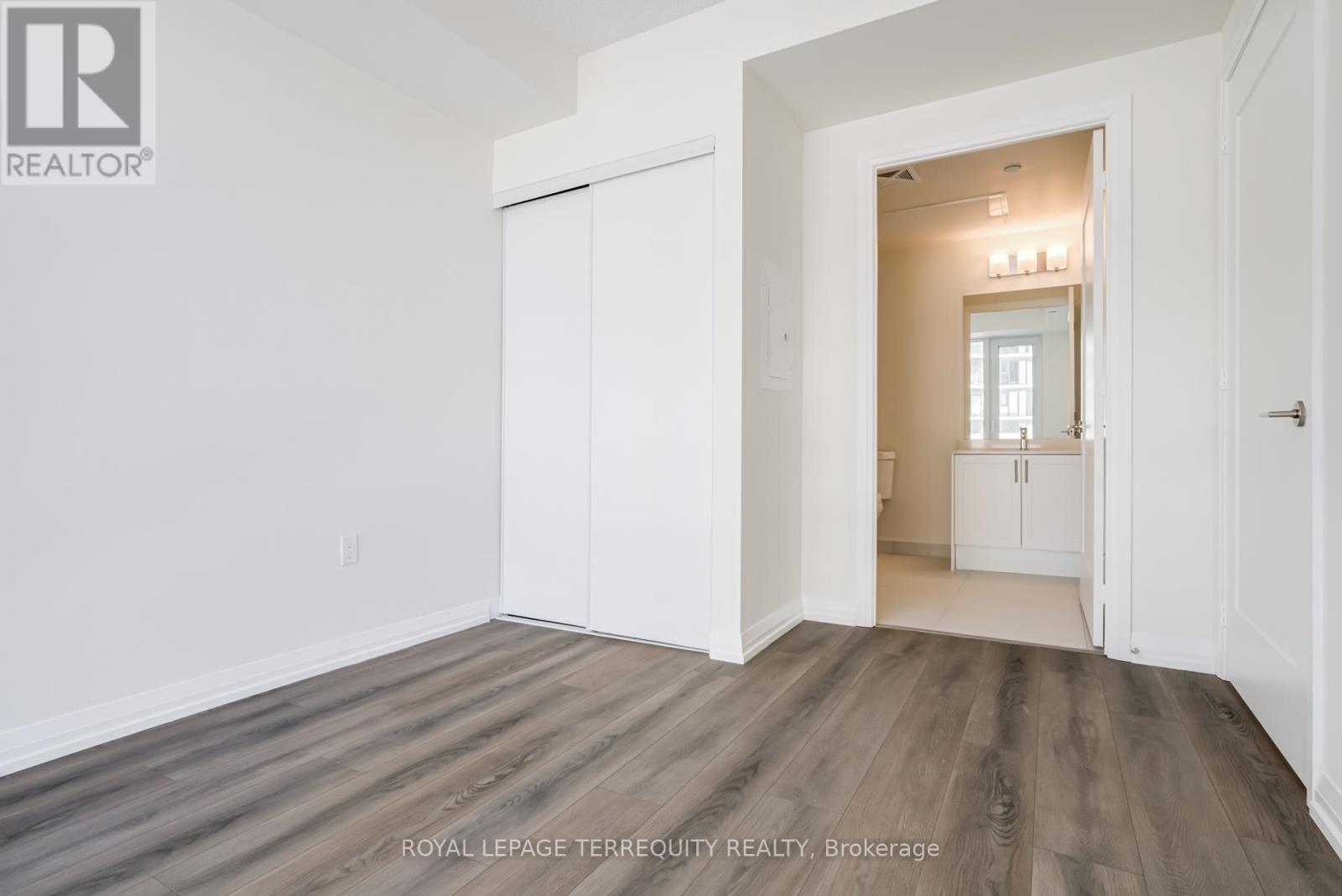 215 - 27 Korda Gate, Vaughan (Concord), Ontario  L4K 0P6 - Photo 19 - N12883562